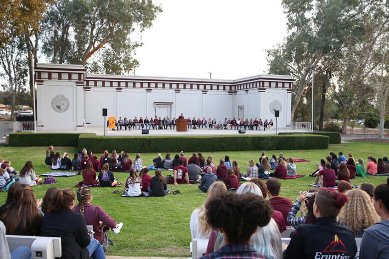 University of Redlands Mascot