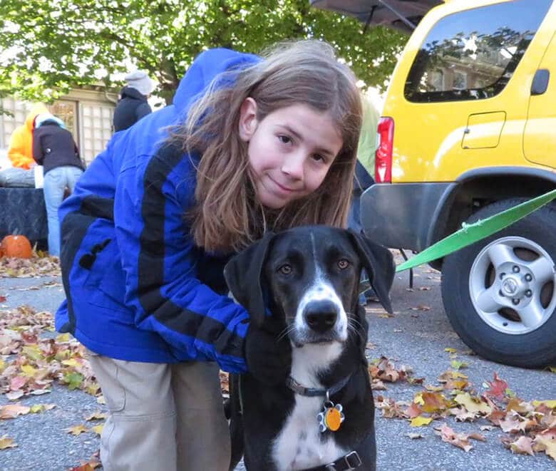 How a Little Boy’s Twitter Account of Him Petting Dogs Has Touched So Many Lives